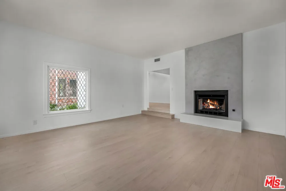 17606 Camino De Yatasto Pacific Palisades, CA 90272