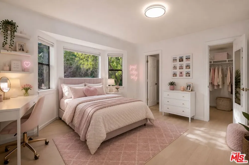 17606 Camino De Yatasto Pacific Palisades, CA 90272