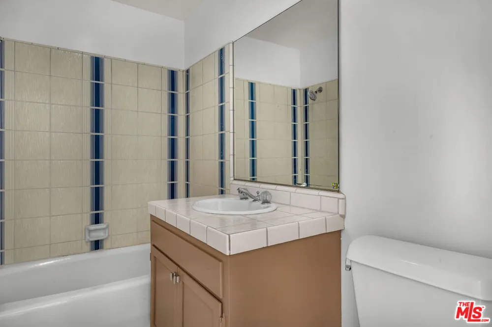 17606 Camino De Yatasto Pacific Palisades, CA 90272