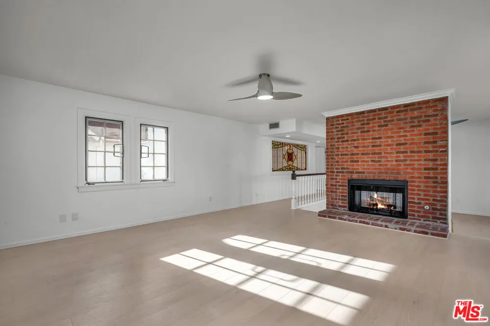 17606 Camino De Yatasto Pacific Palisades, CA 90272