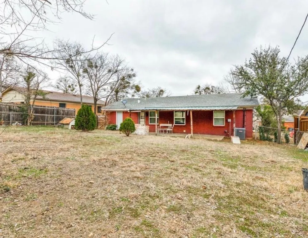 4744 Richard Street Forest Hill, TX 76119