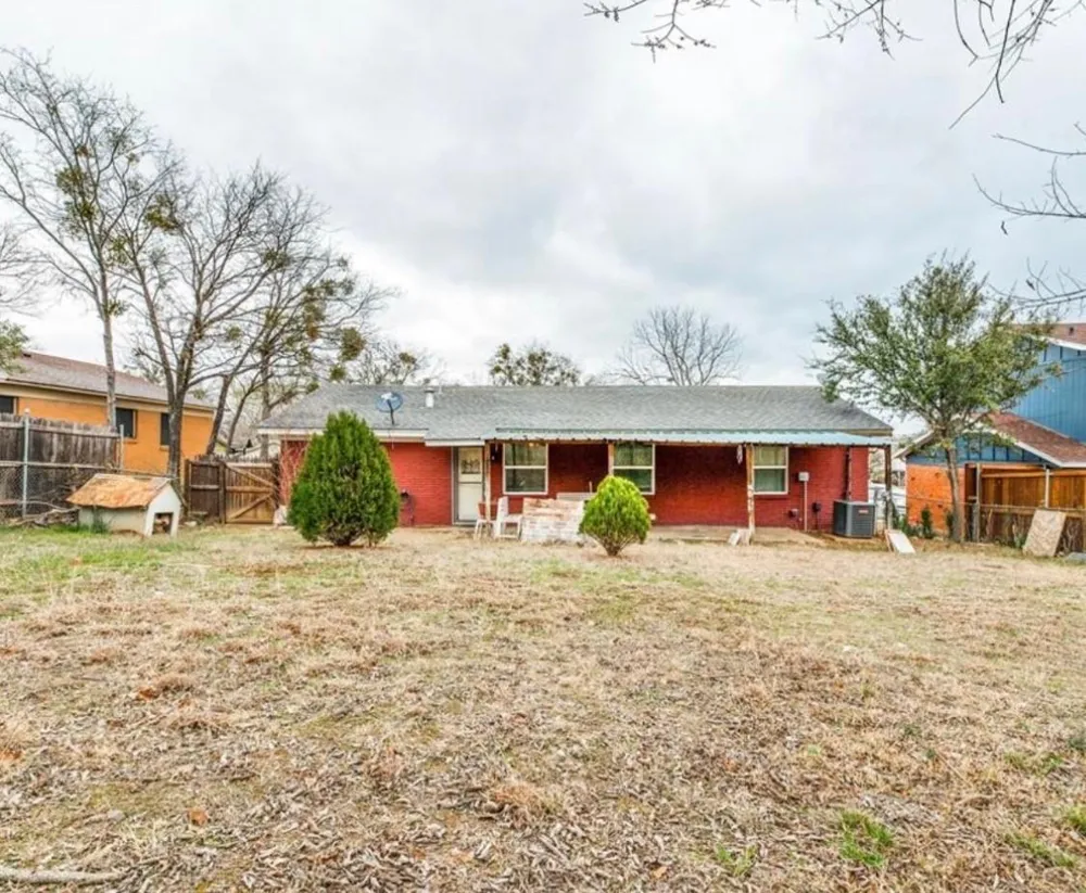 4744 Richard Street Forest Hill, TX 76119