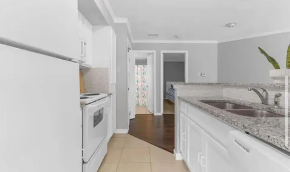 9839 Walnut Street #201 Dallas, TX 75243