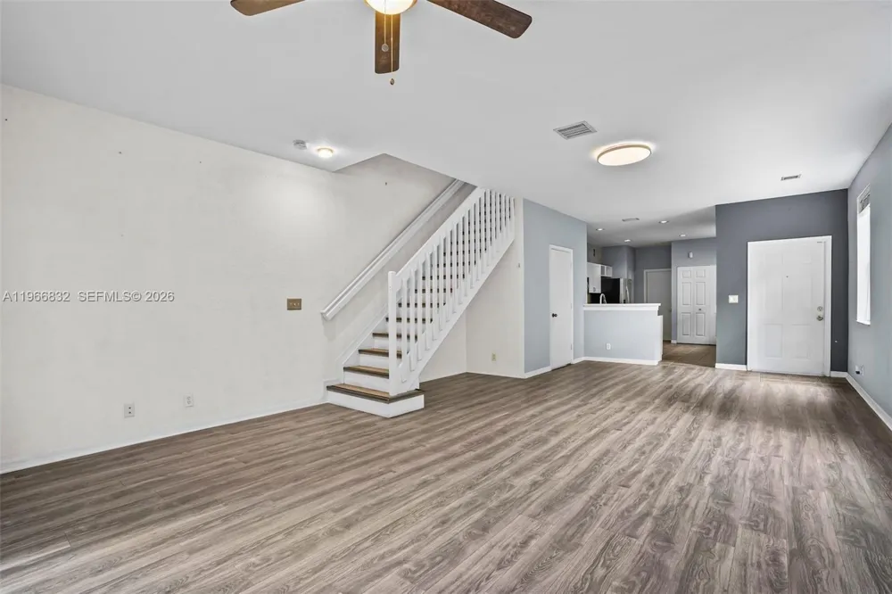 2167 Hacienda Ter Weston, FL 33327