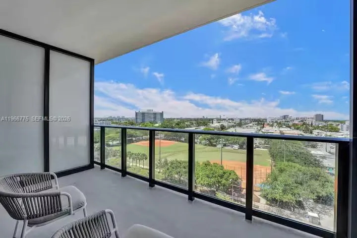 580 72nd St #705 Miami Beach, FL 33141