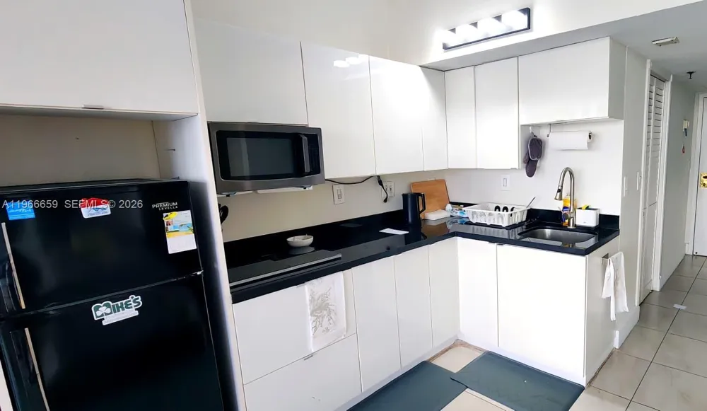 555 NE 15th St #516 Miami, FL 33132