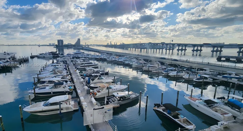 555 NE 15th St #516 Miami, FL 33132