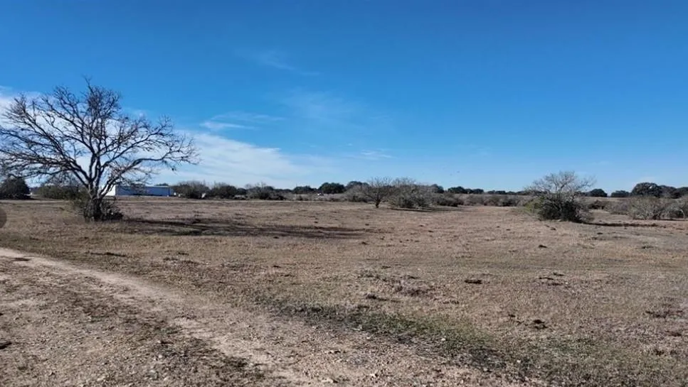 3382 E Fm 1961 Goliad, TX 77963