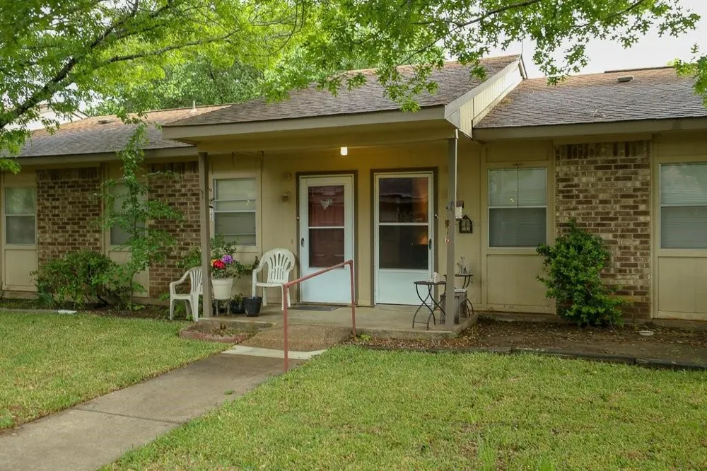 125 Janis Street Alvarado, TX 76009