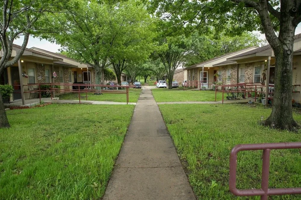 125 Janis Street Alvarado, TX 76009