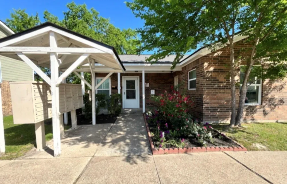 701 Madison Street Madisonville, TX 77864