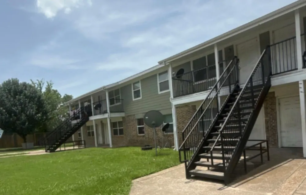 701 Madison Street Madisonville, TX 77864