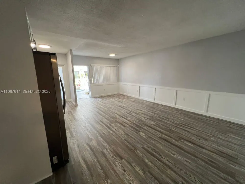 2430 NE 135th St #105 North Miami, FL 33181