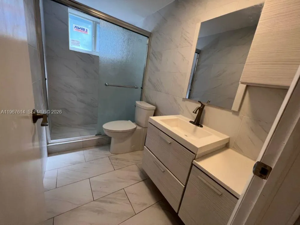 2430 NE 135th St #105 North Miami, FL 33181