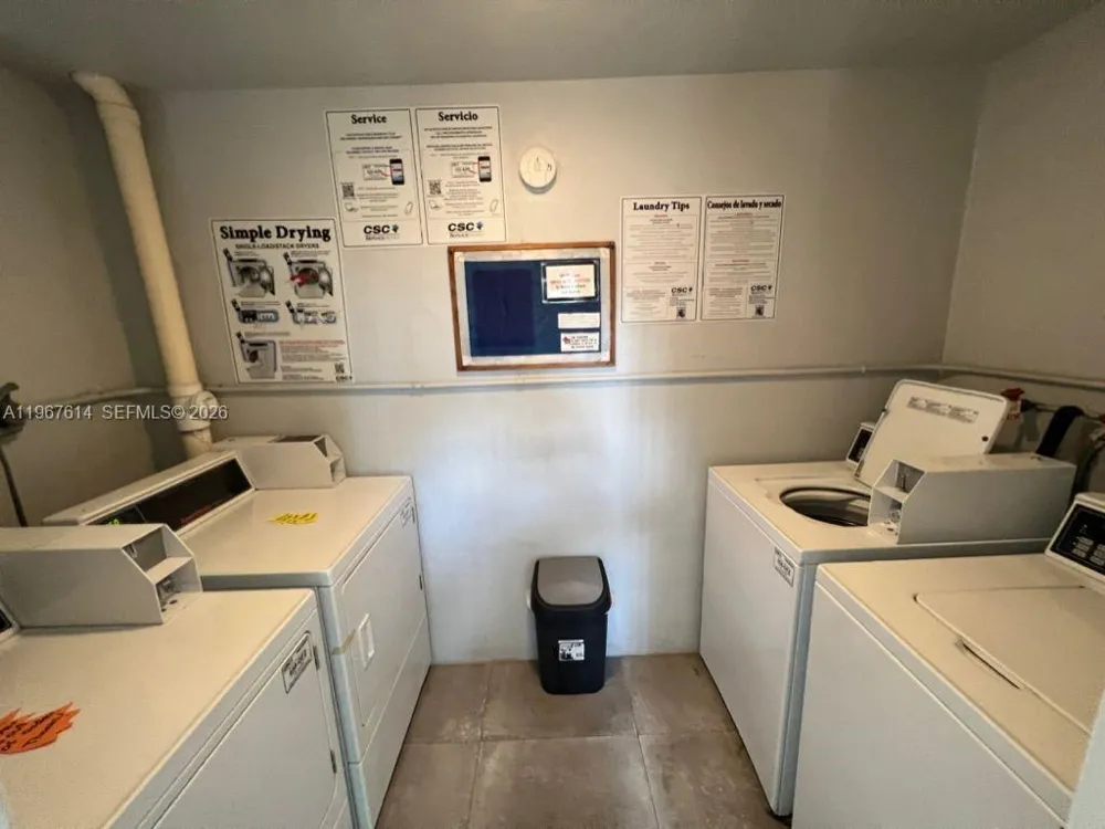 2430 NE 135th St #105 North Miami, FL 33181