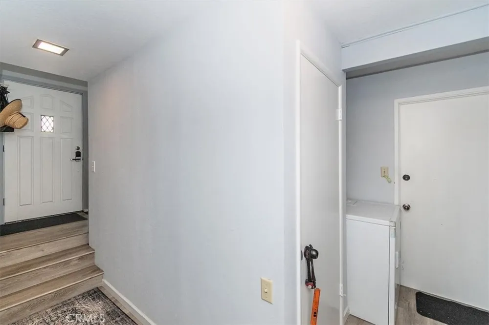 598 Dahlia Drive Green Valley Lake, CA 92341