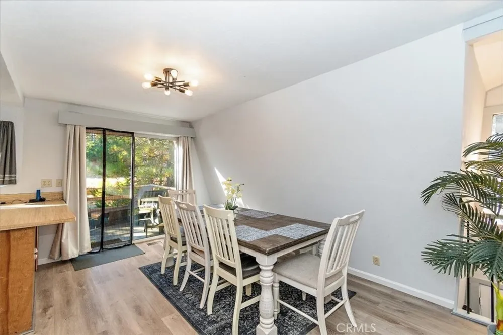 598 Dahlia Drive Green Valley Lake, CA 92341