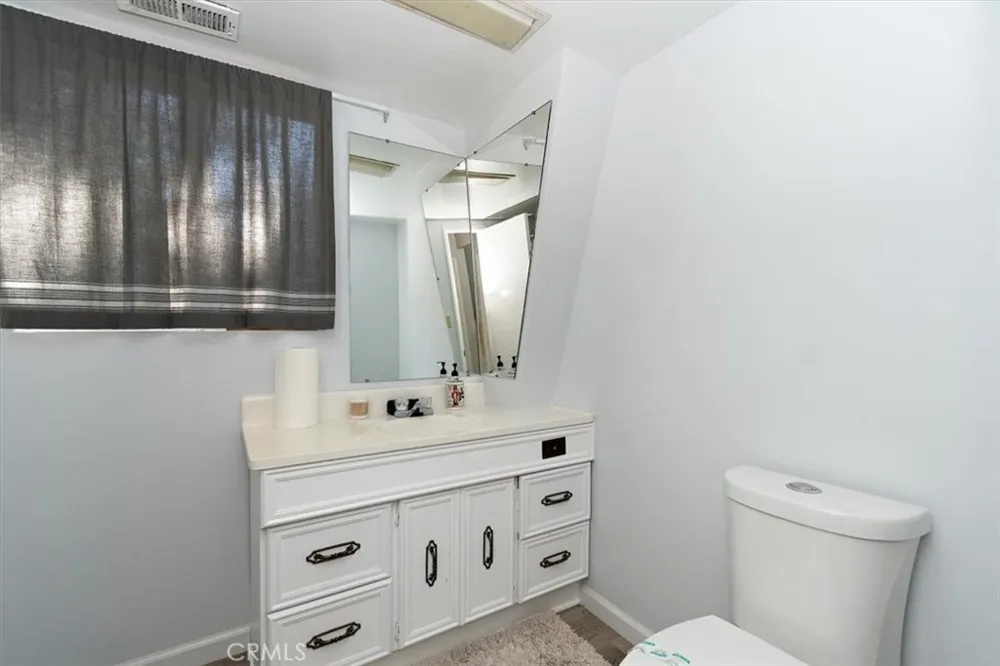 598 Dahlia Drive Green Valley Lake, CA 92341