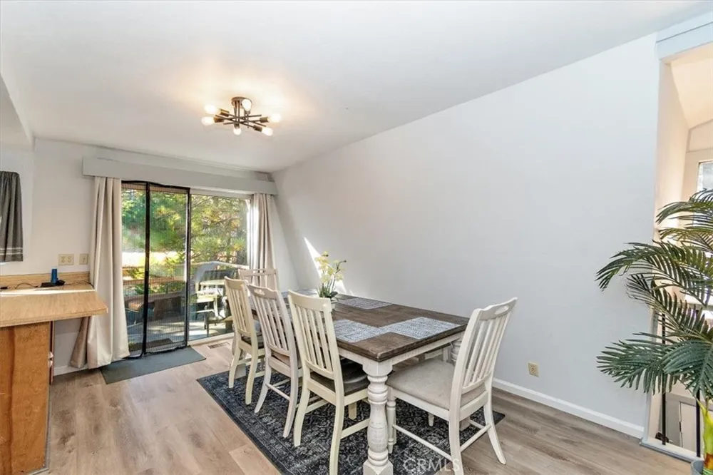 598 Dahlia Drive Green Valley Lake, CA 92341