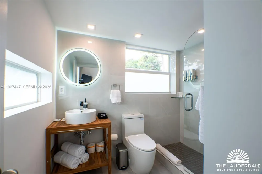 505 SE 16th St Fort Lauderdale, FL 33316