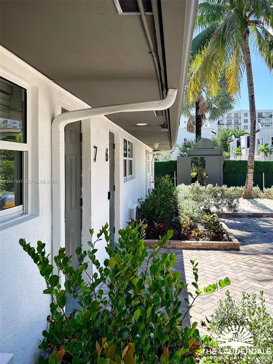505 SE 16th St Fort Lauderdale, FL 33316