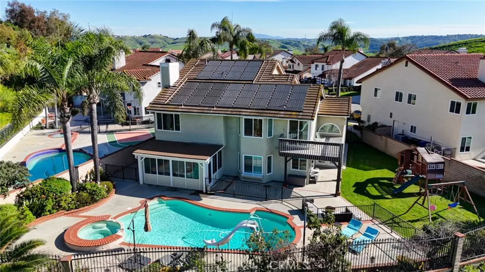 24303 Rimford Diamond Bar, CA 91765