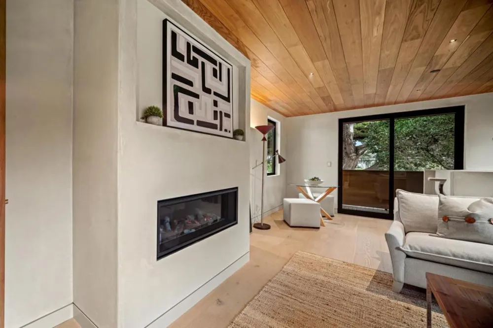26308 Isabella Avenue Carmel, CA 93923