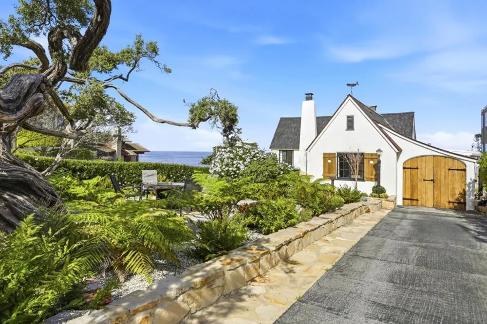 115 1st Street Pacific Grove, CA 93950