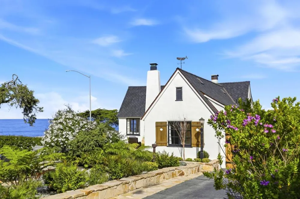 115 1st Street Pacific Grove, CA 93950