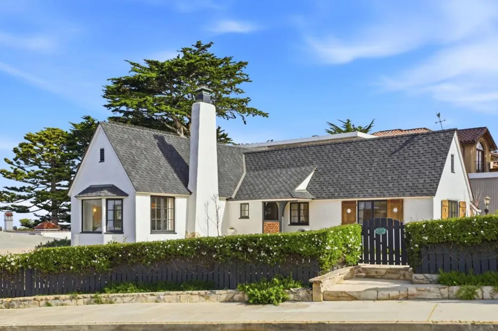 115 1st Street Pacific Grove, CA 93950