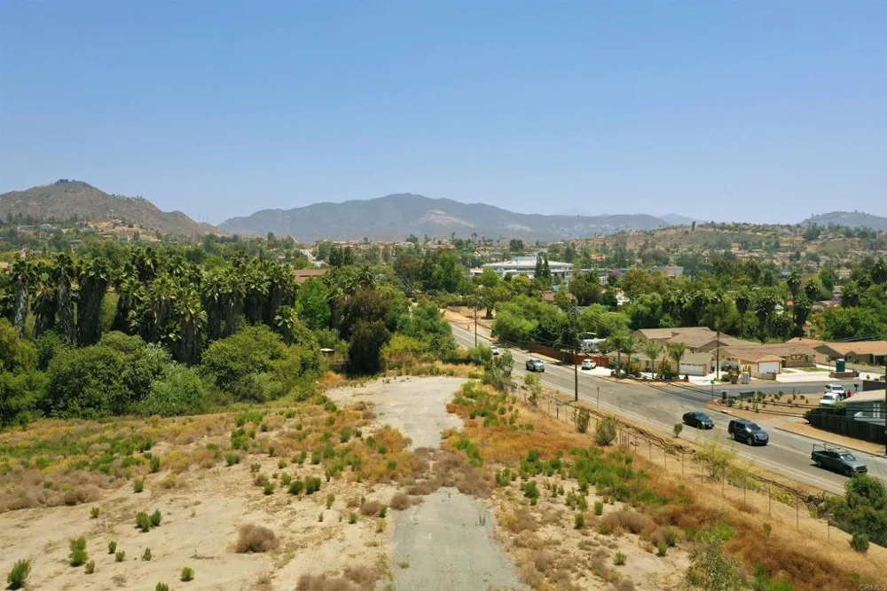 Hillsdale El Cajon, CA 92019