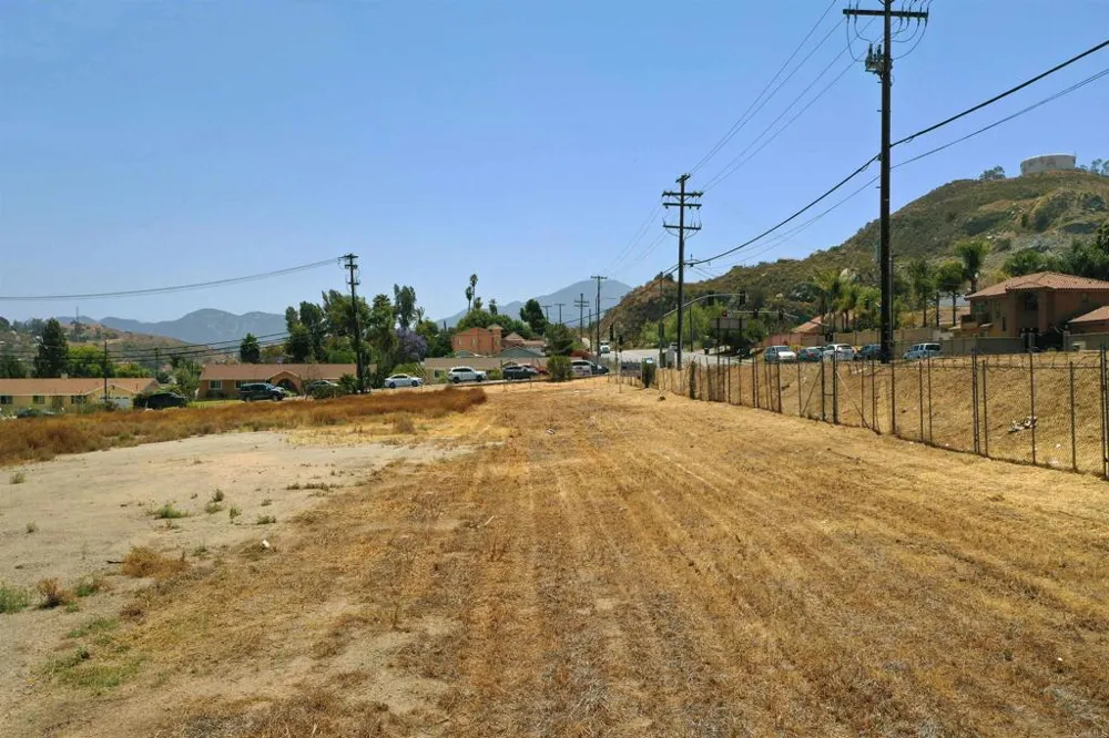 Hillsdale El Cajon, CA 92019