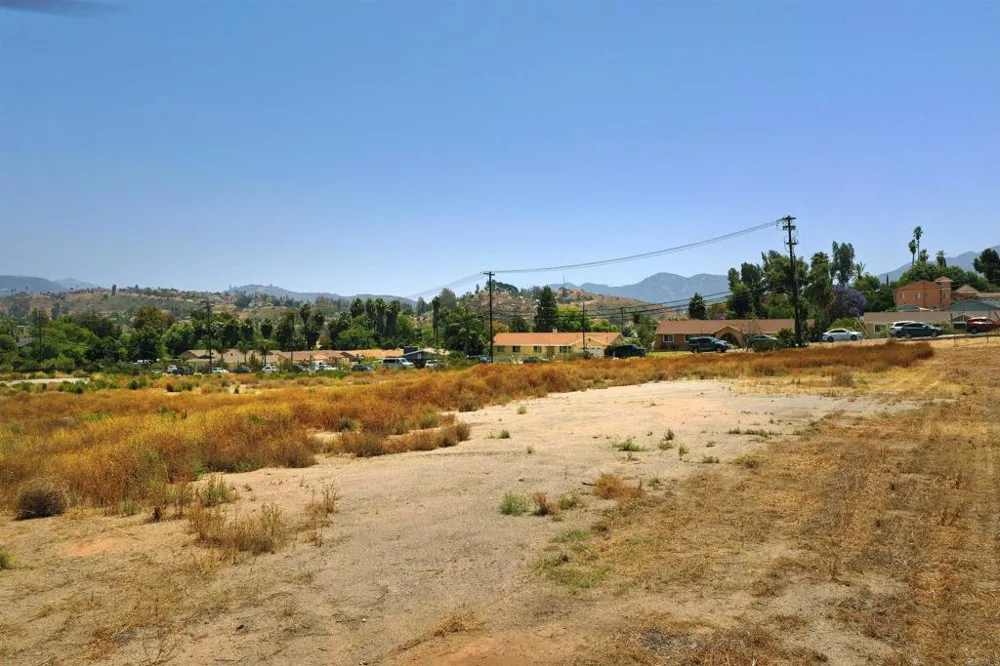 Hillsdale El Cajon, CA 92019