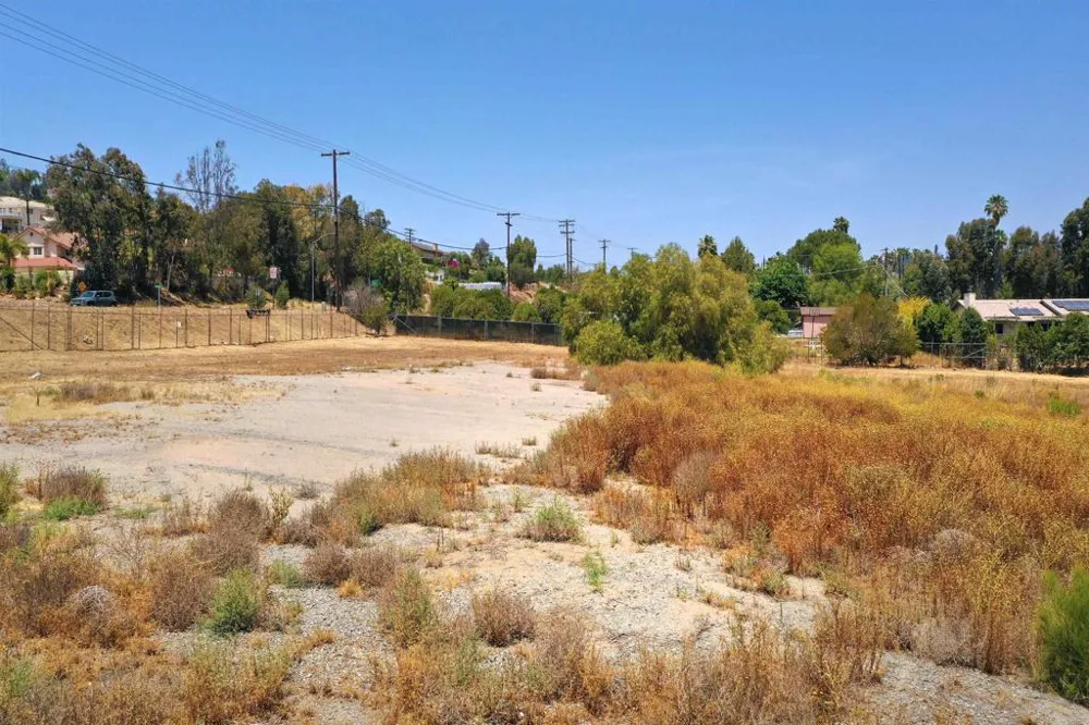 Hillsdale El Cajon, CA 92019