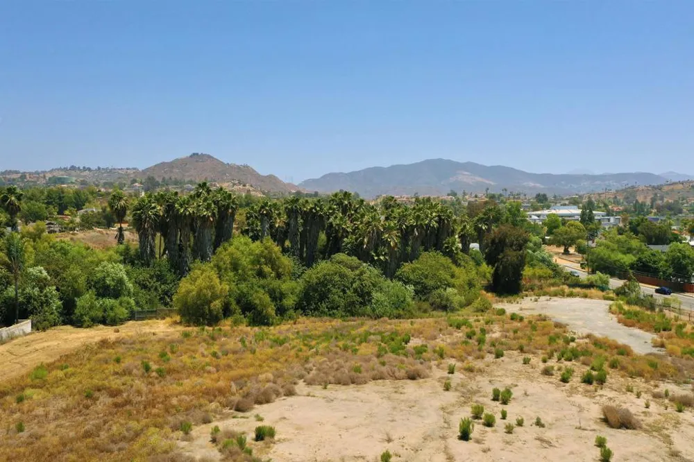 Hillsdale El Cajon, CA 92019