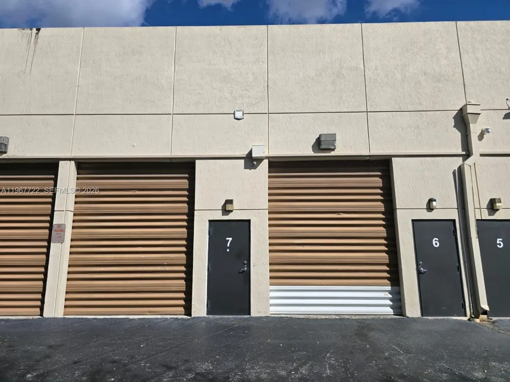 3660 NW 126th Ave #6 & 7 Coral Springs, FL 33065