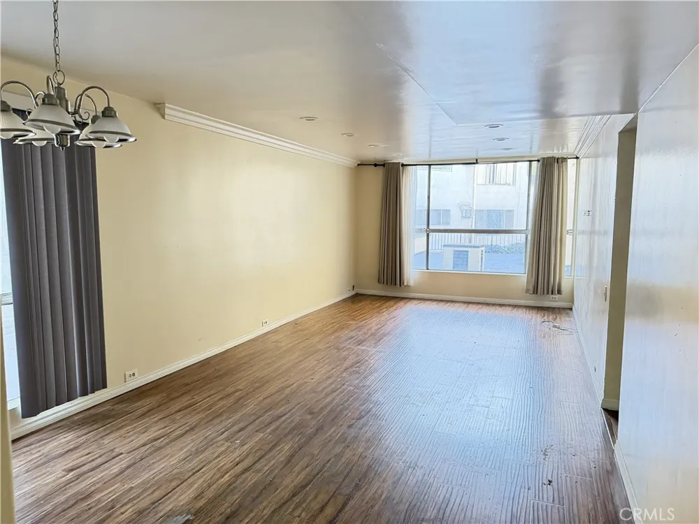 500 Evergreen #107 Inglewood, CA 90302