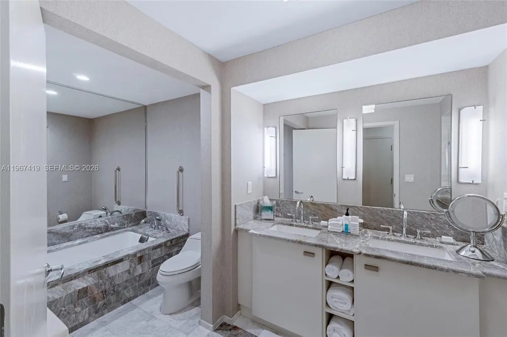 551 Fort Lauderdale Beach Blvd #H1212 Fort Lauderdale, FL 33304