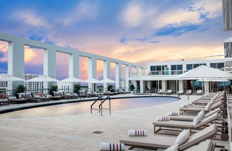 551 Fort Lauderdale Beach Blvd #H1212 Fort Lauderdale, FL 33304