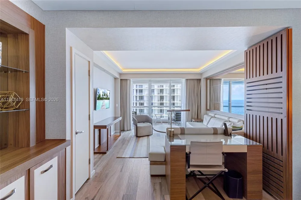 551 Fort Lauderdale Beach Blvd #H1212 Fort Lauderdale, FL 33304