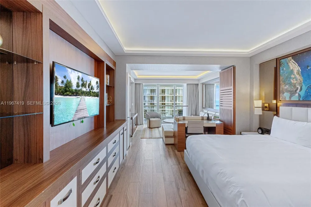 551 Fort Lauderdale Beach Blvd #H1212 Fort Lauderdale, FL 33304