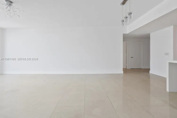 17301 Biscayne Blvd #305 North Miami Beach, FL 33160