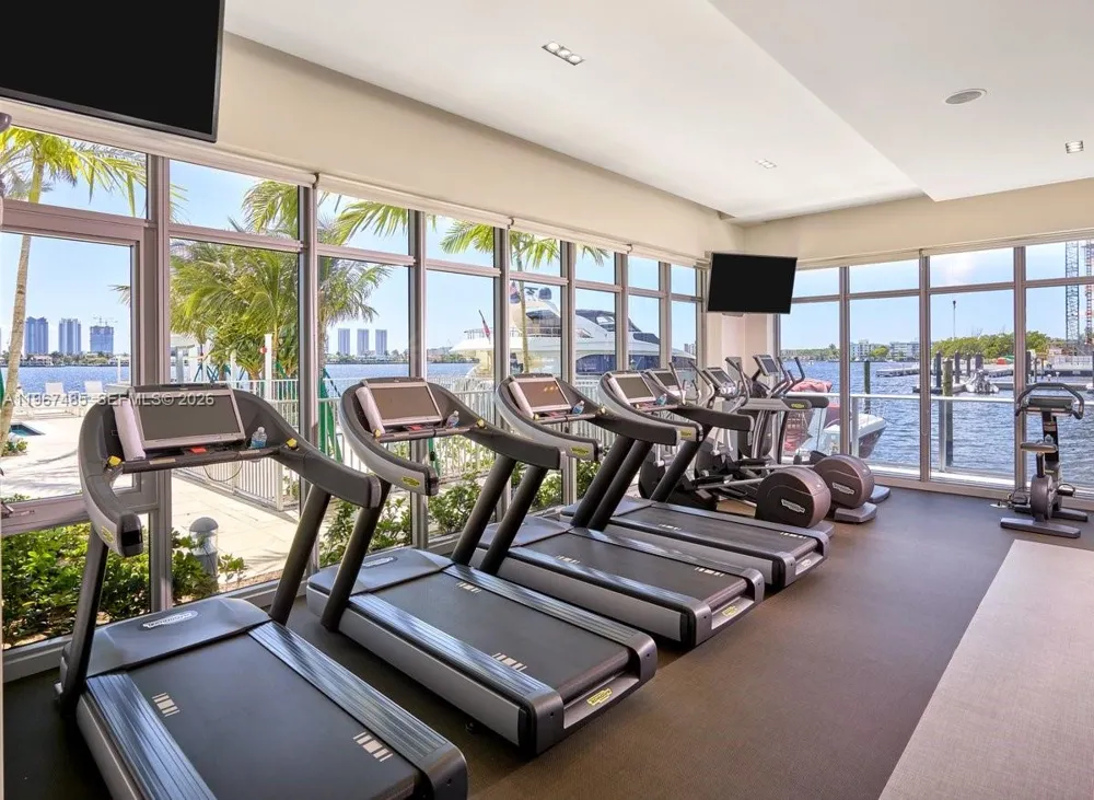 17301 Biscayne Blvd #305 North Miami Beach, FL 33160