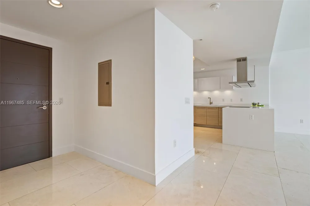 17301 Biscayne Blvd #305 North Miami Beach, FL 33160