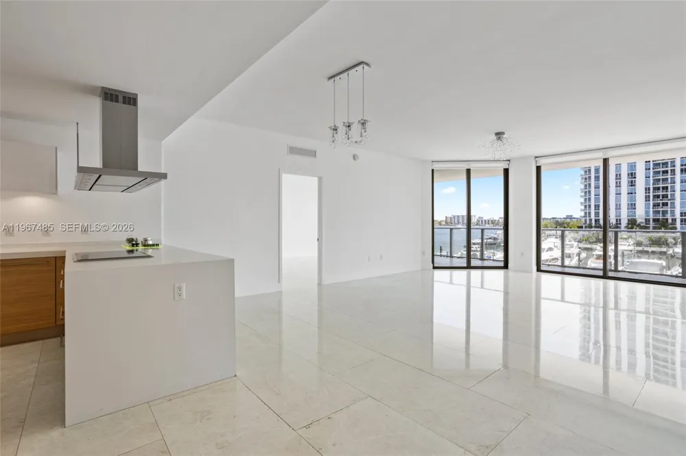 17301 Biscayne Blvd #305 North Miami Beach, FL 33160