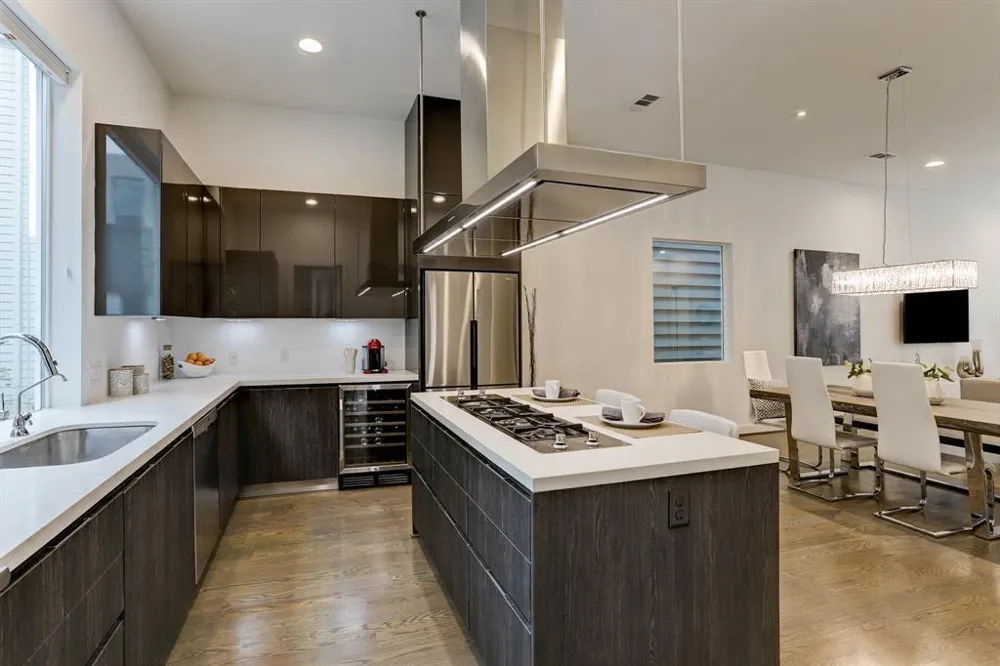 5905 E Post Oak Lane