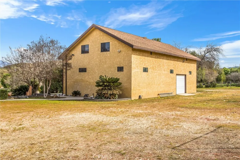 28450 Live Oak Canyon Road Redlands, CA 92373