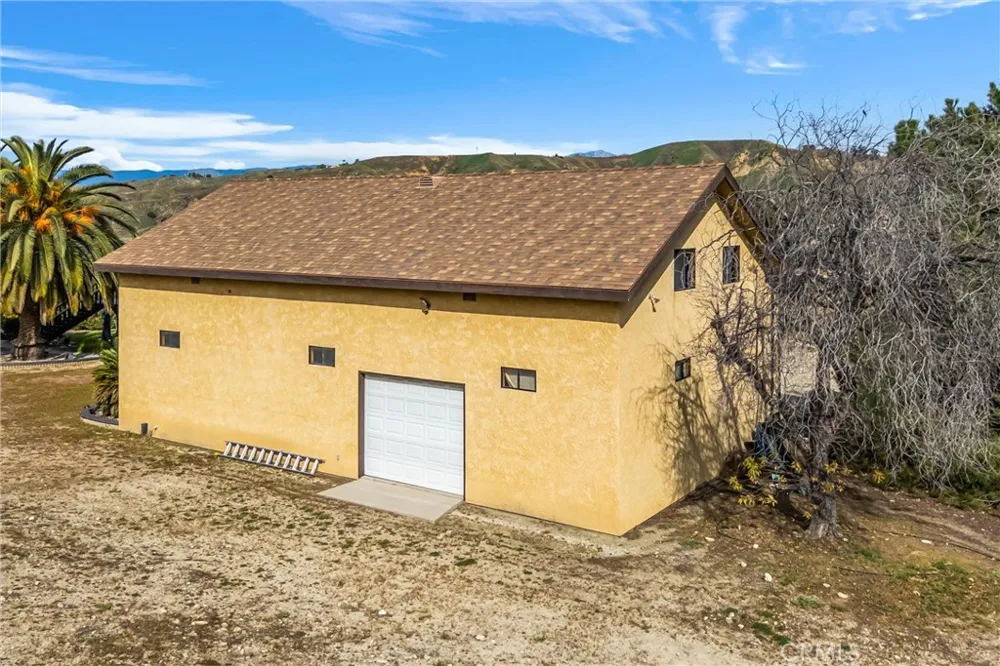28450 Live Oak Canyon Road Redlands, CA 92373
