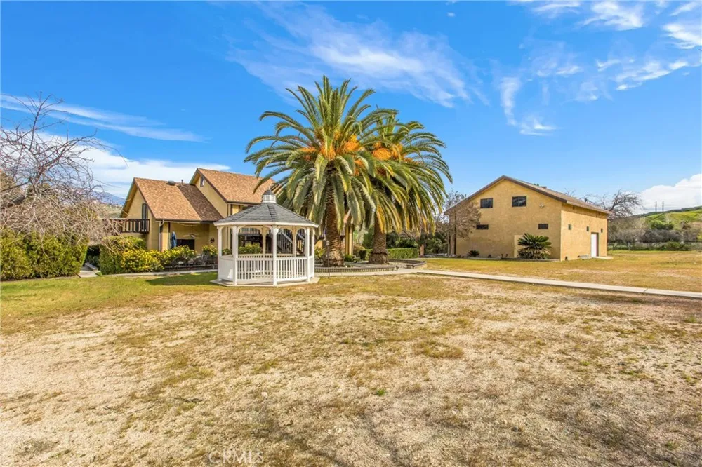 28450 Live Oak Canyon Road Redlands, CA 92373
