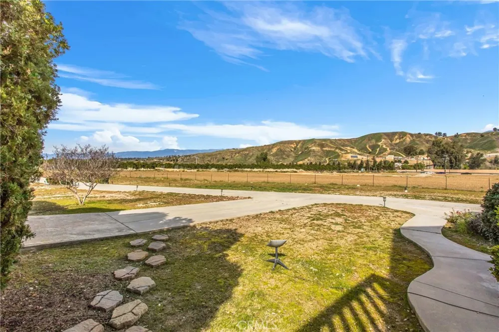 28450 Live Oak Canyon Road Redlands, CA 92373
